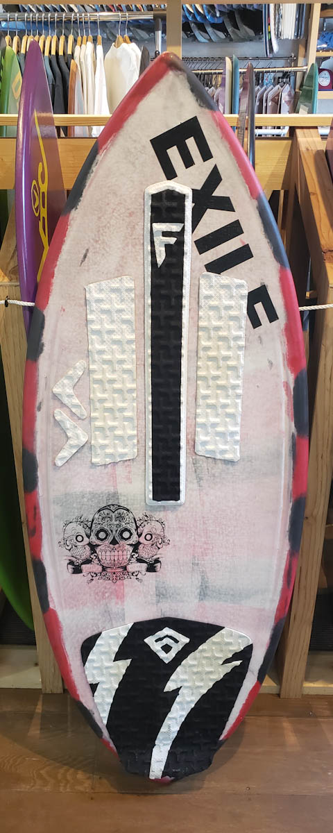 EXILE Sam Stinnett PRO 5/8 中古/スキムワン/スキムボード/skimboard